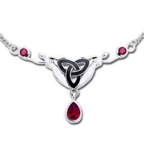 Halskde med Triquetra - Treenighedssymbolet og Rubin