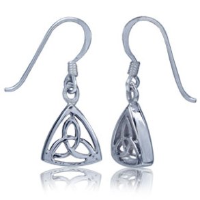 reringe med Triquetra - Treenighedssymbolet - 27mm - pr st